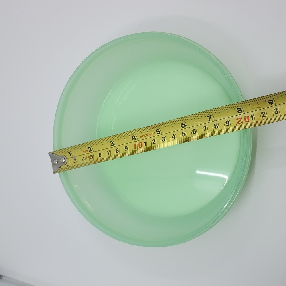 Tupperware Classic Containor New - Picture 4 of 5